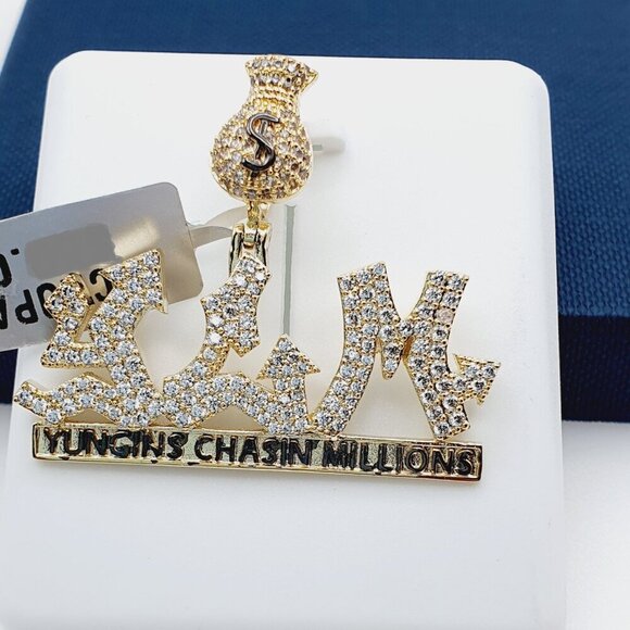 "14K Gold Plated Cubic Zircon Pendant, INUS1BR074 - Picture 1 of 5